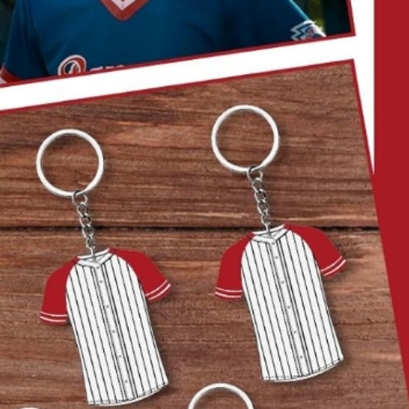 Customizable baseball jersey keychains - Picture 5 of 6